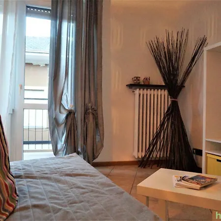 Lora Di Torbole House *